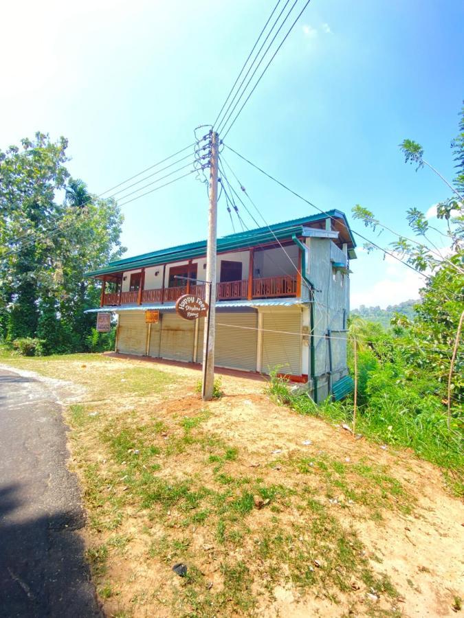 Happy Feet Diyaluma Bed & Breakfast Koslanda Dış mekan fotoğraf