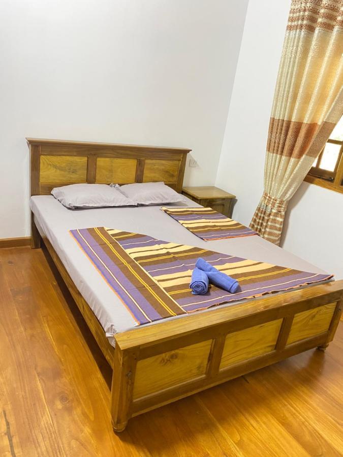 Happy Feet Diyaluma Bed & Breakfast Koslanda Dış mekan fotoğraf